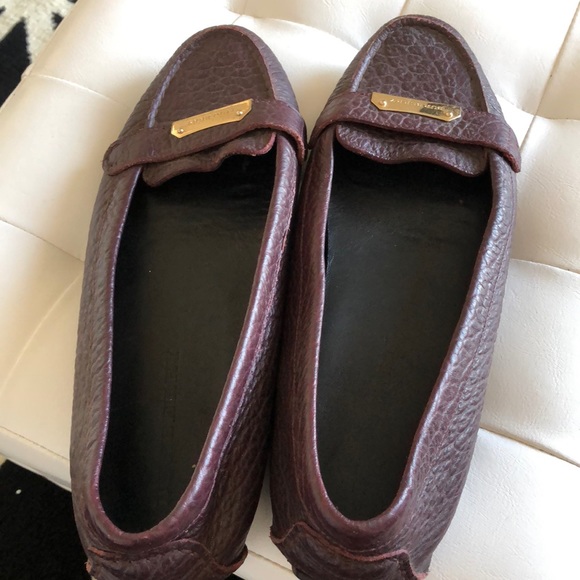 Shoes - Picture 1 of 4